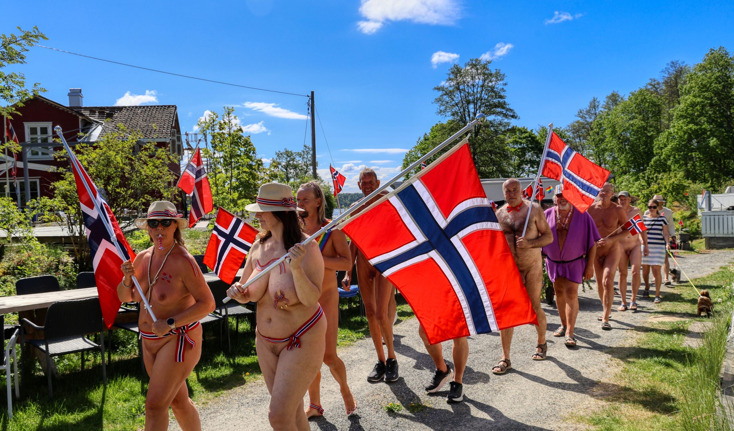 Naken nasjonaldag